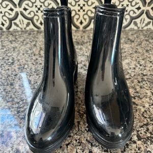 Lucky Black rubber ankle boots